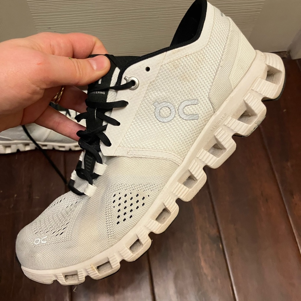 On Running Cloud On Cloud Sneakers - image 2